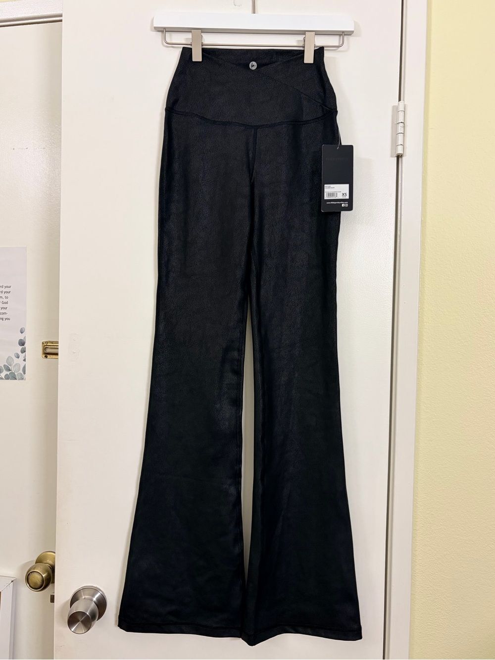 NWT 90 Degree By Reflex Vintage Lux Madison Flare Leggings Cracked Black XS